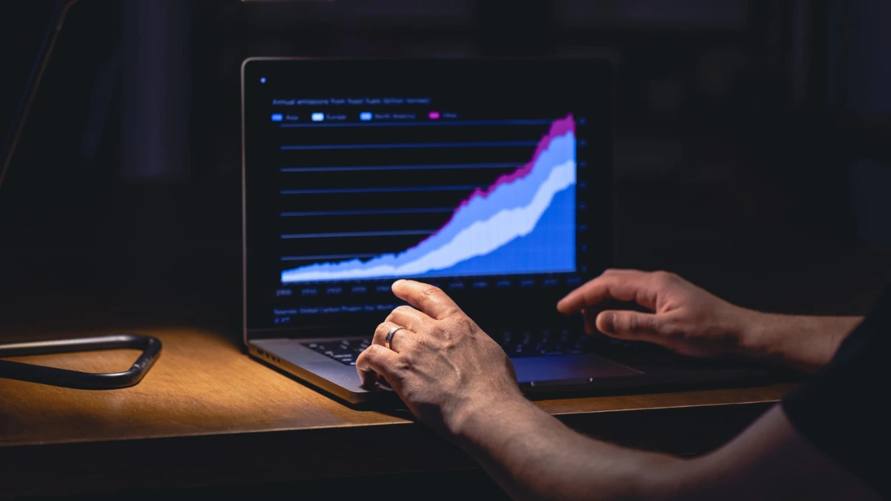 Investimentos automáticos: como programar seu dinheiro para crescer sozinho enquanto você vive sua vida